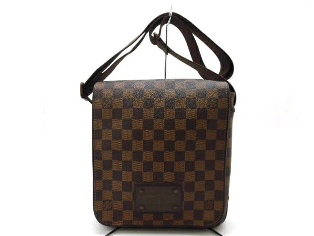 LOUIS VUITTON Brooklyn Crossbody Bag Damier